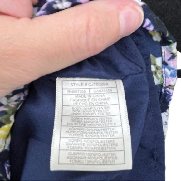 Cupcakes & Cashmere Navy Floral Shoulder Tie Meadow Romper Romantic Feminine - Picture 10 of 15